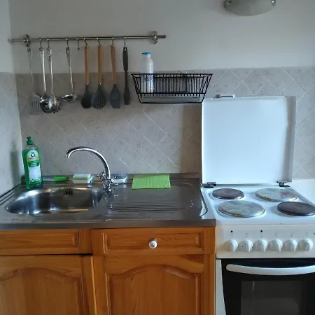 Yoanna Guest house 2*