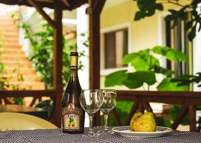 Yoanna بيت ضيافة