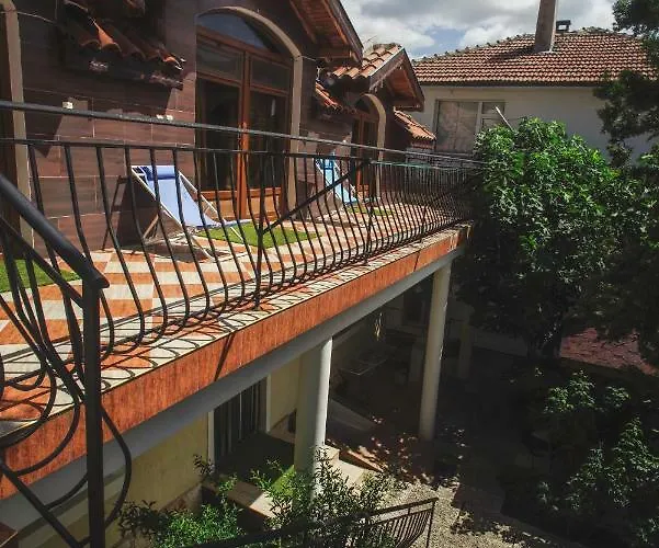 Yoanna بيت ضيافة بالشيك